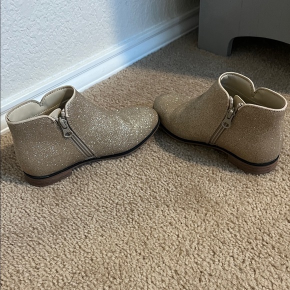 Girls Target Cat and Jack Gold Glitter Ankle Boots - Picture 4 of 8